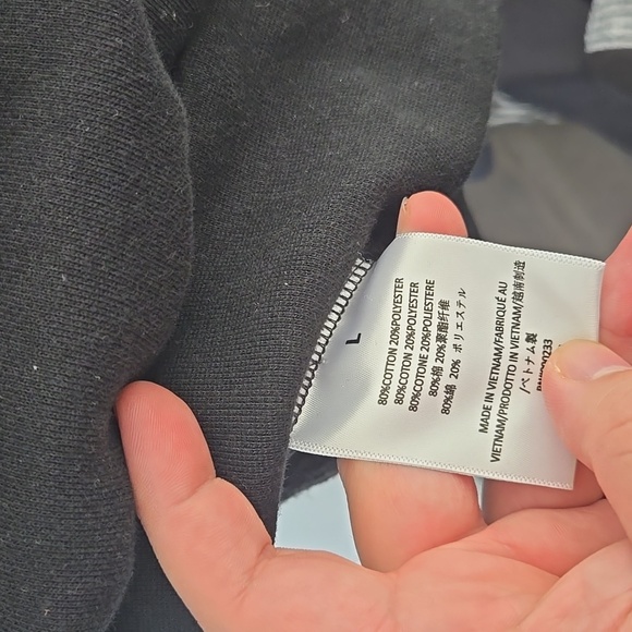 FEAR OF GOD ESSENTIALS SCOOP HOODIE SIZE L - Picture 2 of 3